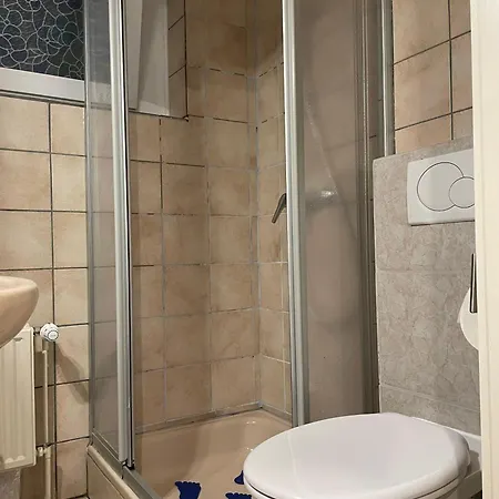 Haus-halliger-appartment-helle Appartement